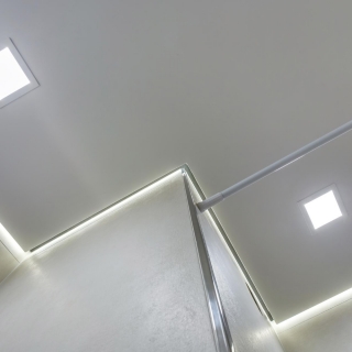 Teto de gesso com LED embutido Empresa de drywall Sorocaba Divisórias de drywall para escritório